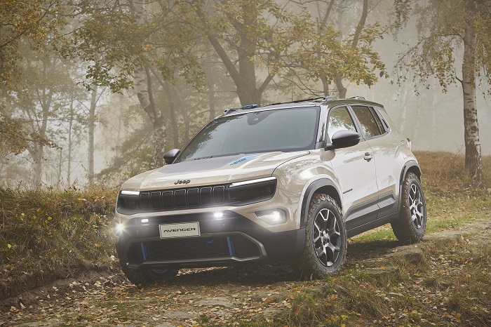 Jeep’in tamamen elektrikli ilk modeli “Avenger” Tanıtıldı