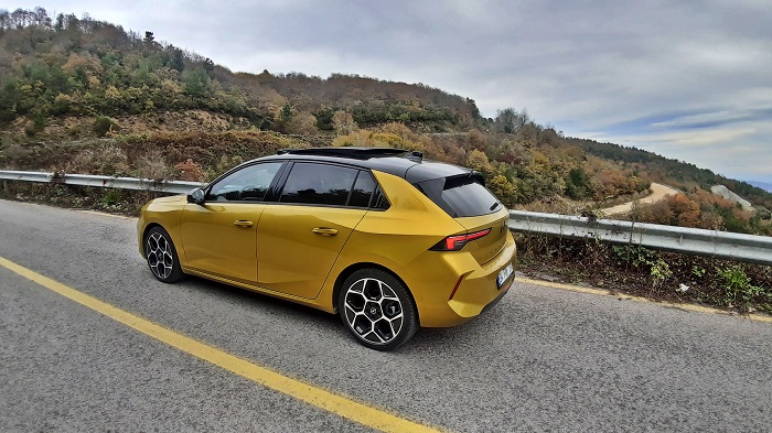 Opel Astra Test 2022