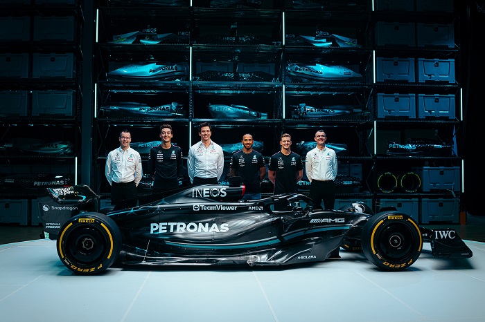 Mercedes-AMG PETRONAS F1 Ekibi Yeni F1 Aracını Tanıttı!