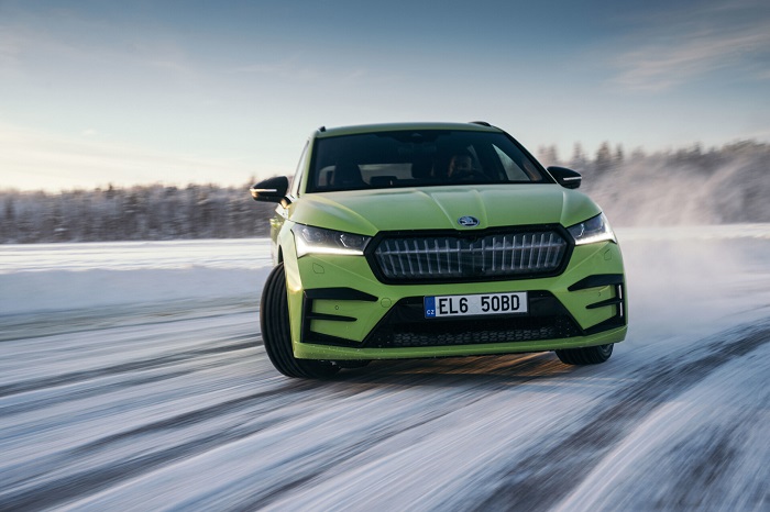Skoda Enyaq RS iV ile Buz Üzerinde İki Dünya Rekoru’na İmza Attı