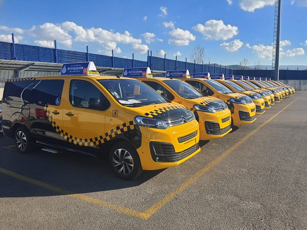 İstanbul’un Taksileri Citroen Jumpy Spacetourer ile Dönüşecek!