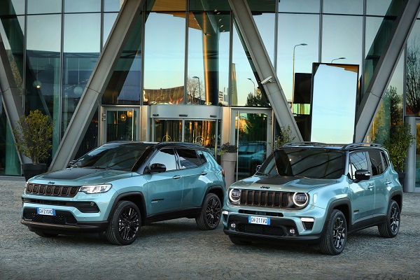 Jeep Renegade ve Jeep Compass e-Hybrid Satışa Sunuldu