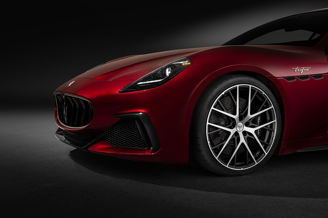 Goodyear’dan 2023 Maserati GranTurismo’ya özel UUHP lastiği