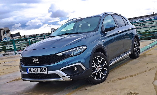 Fiat Egea Cross 1.5 T4 Hibrit Test