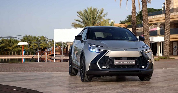 Toyota C-HR Hybrid’in Yeni Nesli Satışa Sunuldu