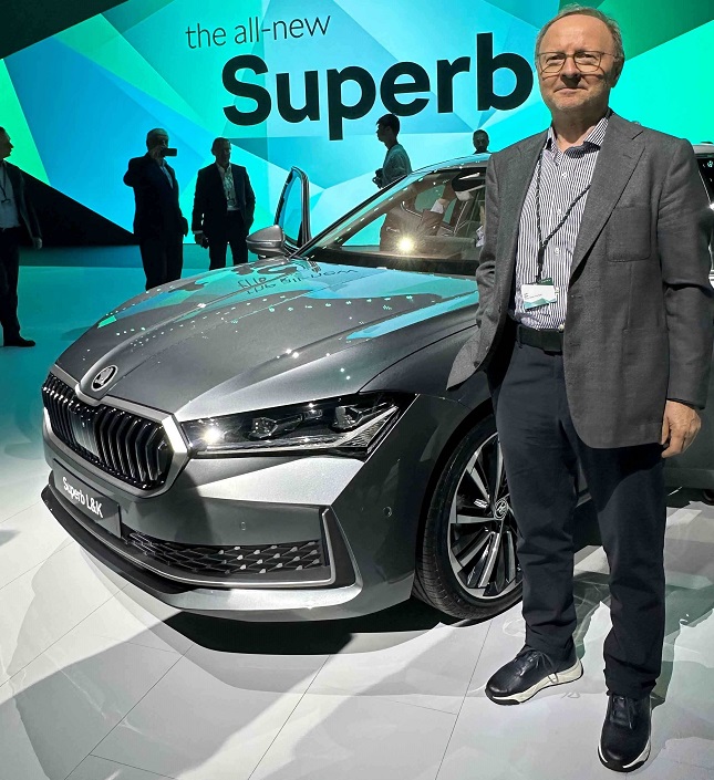 Skoda, Yeni Nesil Superb’i Dünya Prömiyeriyle Tanıttı