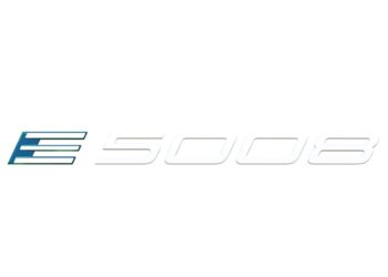 PEUGEOT’NUN YENİ 7 KOLTUKLU ELEKTRİKLİSİ E-5008’İN ÖN GÖSTERİMİ YAPILDI!