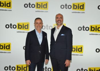 sahibinden.com OTOBİD platformu ile 2. El araç alım-satımında Türkiye’de yeni bir dönem başlattı!
