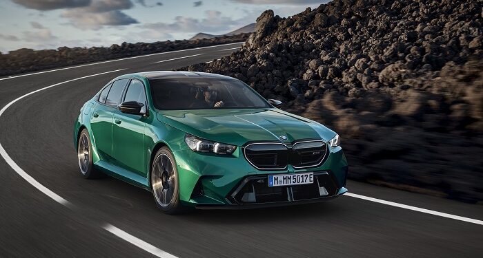 40 Yıllık Tarihinin En Güçlü M Versiyonu: Yeni BMW M5