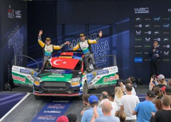 Castrol Ford Team Türkiye, Dünya Ralli Şampiyonası’nın Finlandiya ayağında Türk bayrağını podyumda dalgalandırdı