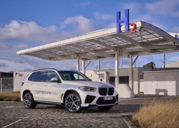 BMW’nin İlk Seri Üretim Hidrojen Yakıt Hücreli Modeli 2028’de Yola Çıkacak