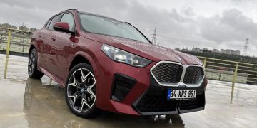 BMW iX2 eDrive20 Test