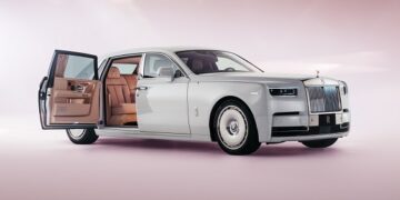 Anın Güzelliği: Rolls-Royce Phantom “Cherry Blossom”