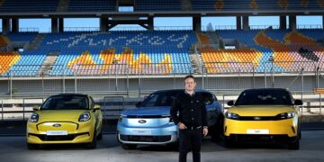 Ford Türkiye Sıradışı Elektrikli Yeni Binek ve Ticari Araçlarını Tanıttı