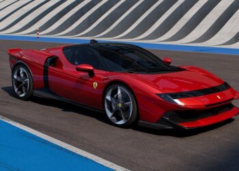 Ferrari 849 Testarossa, 70 yıllık bir mirası yeniden yaşatıyor