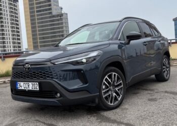 Toyota Corolla Cross Hybrid Test
