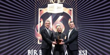 Mercedes-Benz Türk’ün ToolStore Projesine ‘Yılın Sürdürülebilirlik Ödülü’