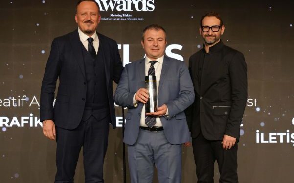 Petlas’a ”Yılın İtibarlı Otomotiv Lastiği” Markası Ödülü!
