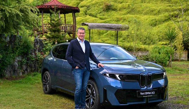 Yeni BMW iX3, OGD’nin “Türkiye’de Yılın Otomobili” Yarışmasına 3 Ödülle Damga Vurdu