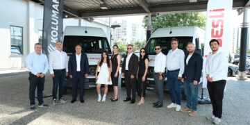 Mercedes-Benz’den Sesli Turizm’e 50 adet Sprinter teslimatı