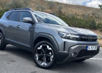 Renault Duster Hybrid 4×4 LPG 150 hp